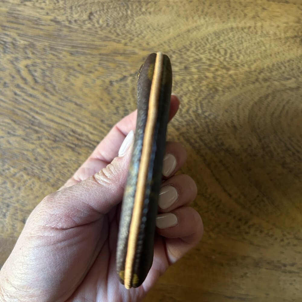 Authentic Louis Vuitton Round Coin Purse - Picture 5 of 9